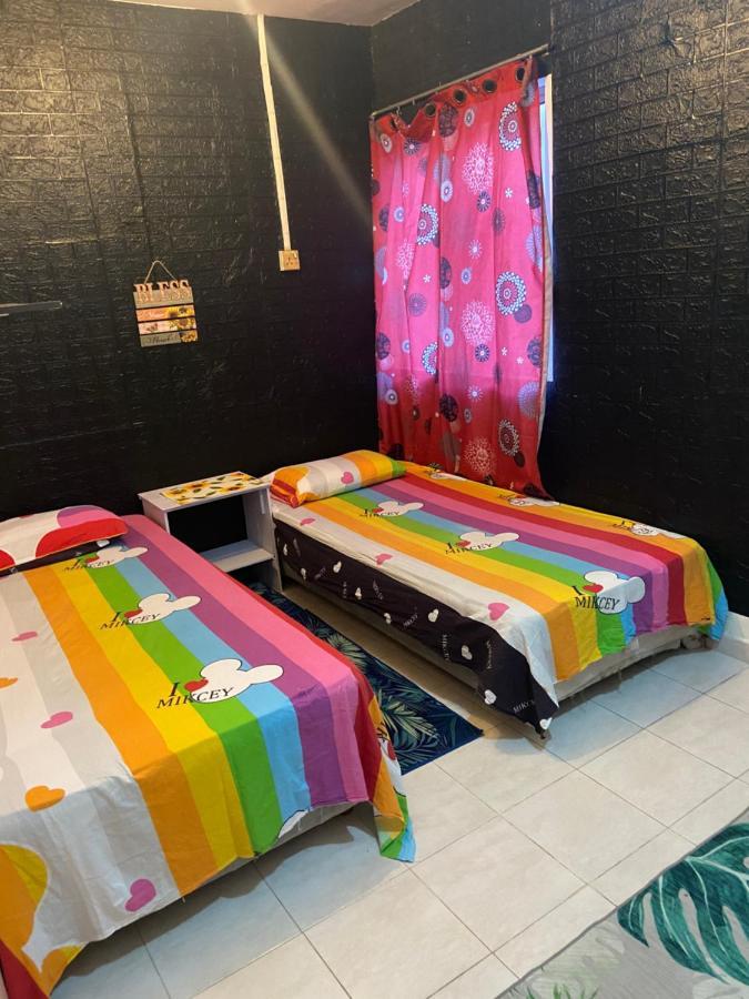 Pesona Backpackers Inn โกตาบารู ภายนอก รูปภาพ