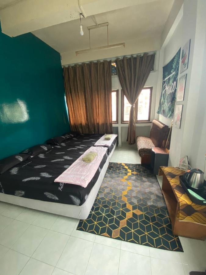 Pesona Backpackers Inn โกตาบารู ภายนอก รูปภาพ